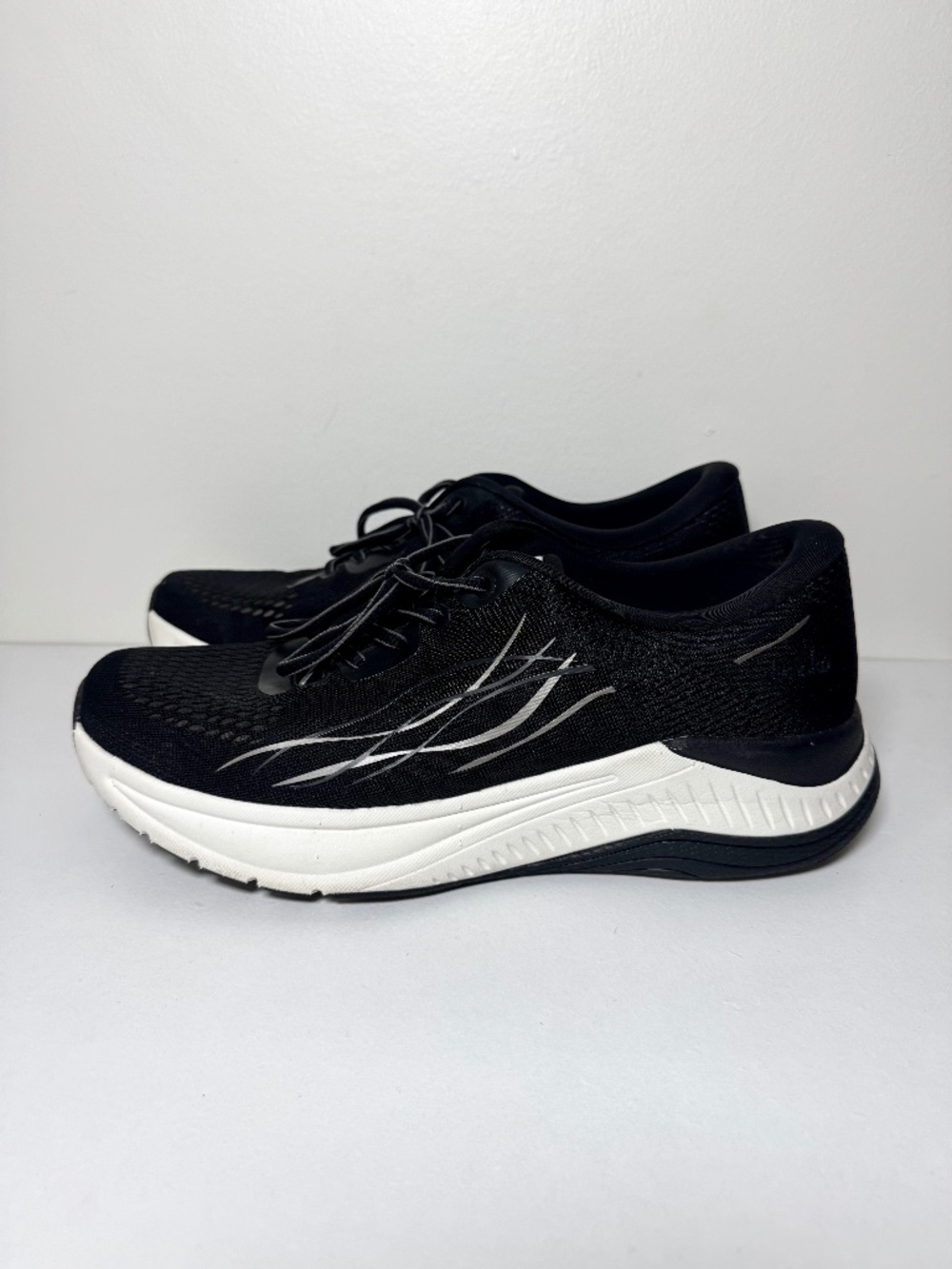 Dansko Pace Mesh Walking Shoes Sneakers Black Grey Comfort Arch Support Size 41